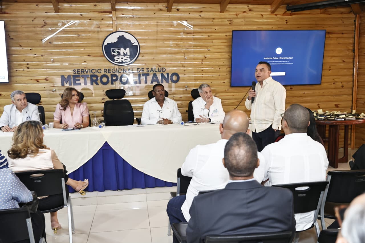 SNS socializa metas de Gobierno y hoja de ruta institucional con directores de hospitales